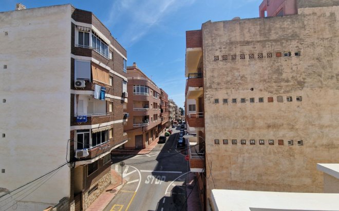 Resale - Penthouse -
Torrevieja - Playa de los Locos