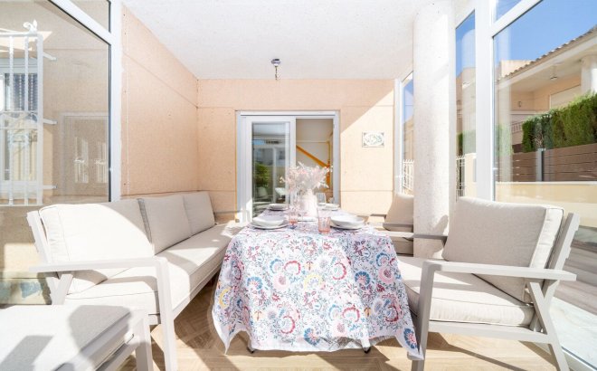 Revente - Dúplex -
Torrevieja - Costa Blanca