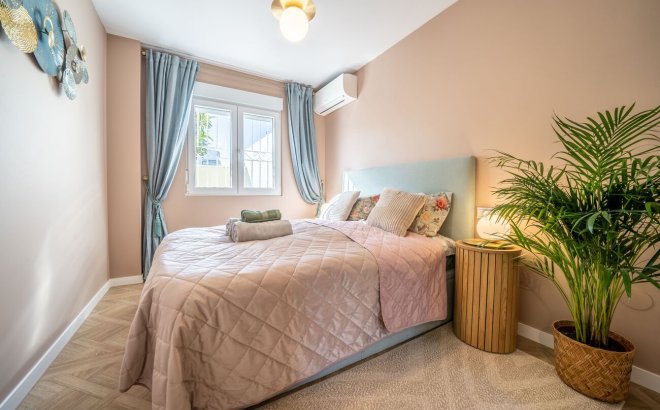 Revente - Dúplex -
Torrevieja - Costa Blanca