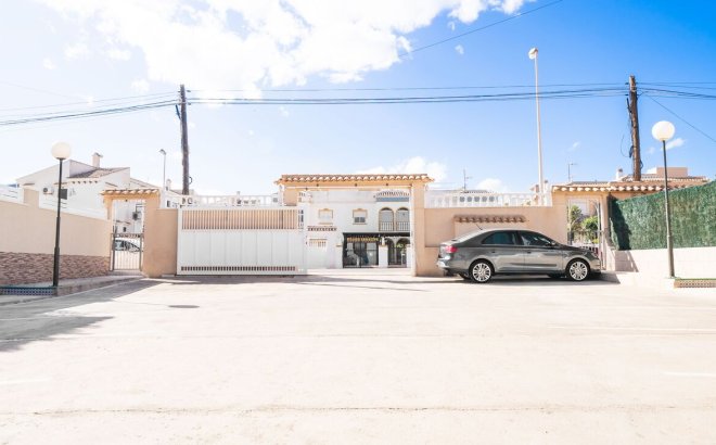 Revente - Dúplex -
Torrevieja - Costa Blanca