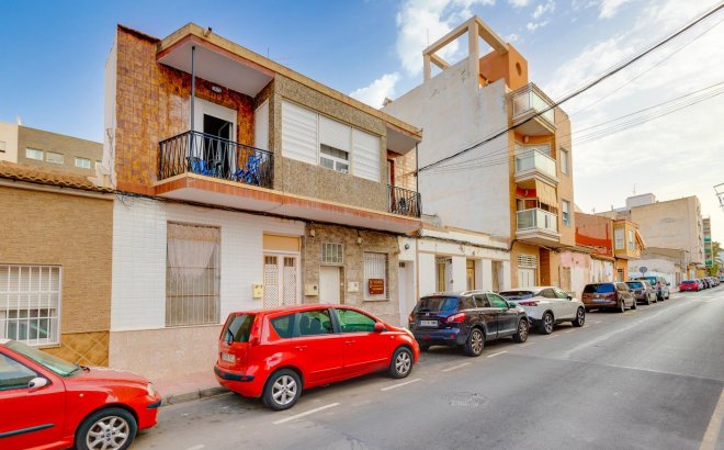Herverkoop - Appartement -
Torrevieja - Centro