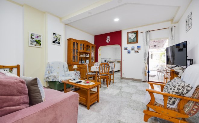 Herverkoop - Appartement -
Torrevieja - Centro