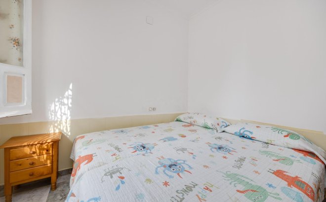 Herverkoop - Appartement -
Torrevieja - Centro