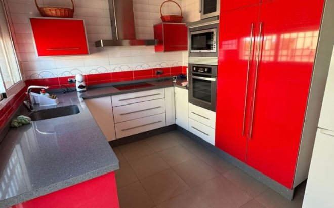 Resale - Villa -
Torrevieja - Costa Blanca