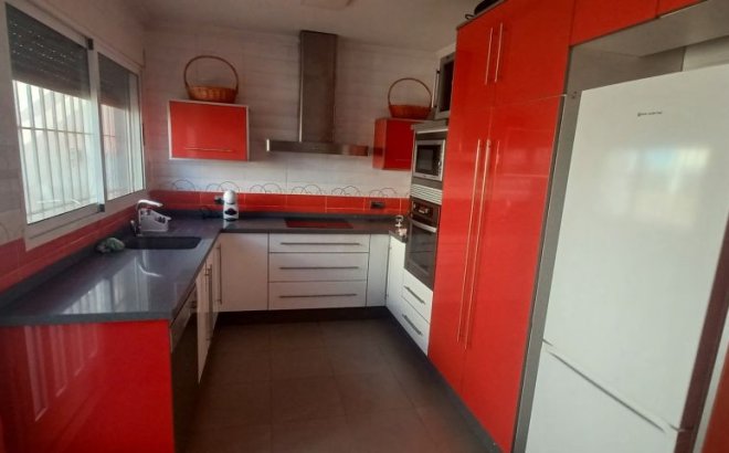 Resale - Villa -
Torrevieja - Costa Blanca