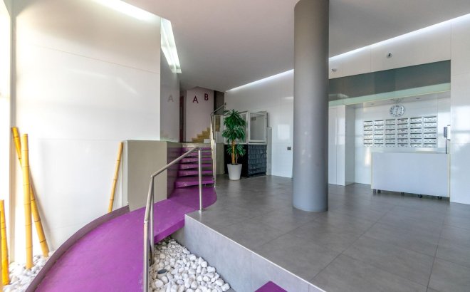 Revente - Appartement -
Torrevieja - Playa del Cura