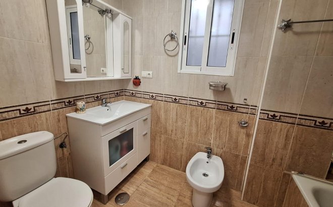 Resale - Apartment -
Torrevieja - Playa del Cura