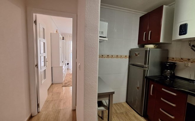 Resale - Apartment -
Torrevieja - Playa del Cura