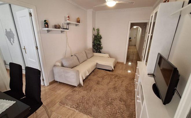 Resale - Apartment -
Torrevieja - Playa del Cura