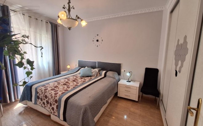 Resale - Apartment -
Torrevieja - Playa del Cura