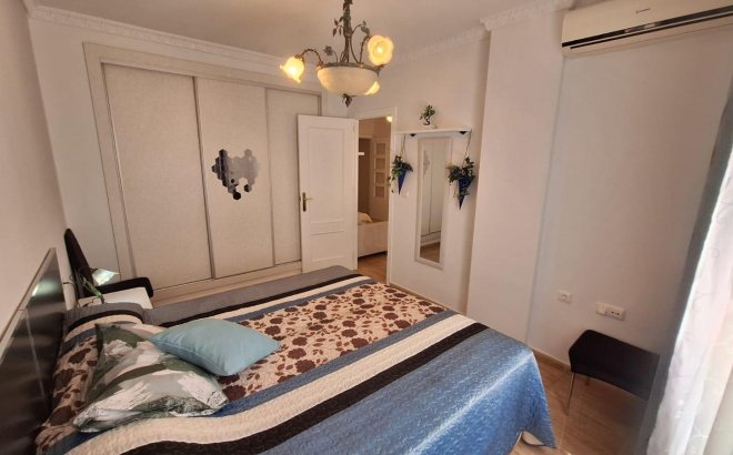 Resale - Apartment -
Torrevieja - Playa del Cura