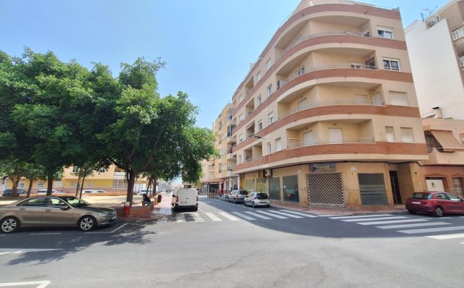 Resale - Apartment -
Torrevieja - Playa del Cura