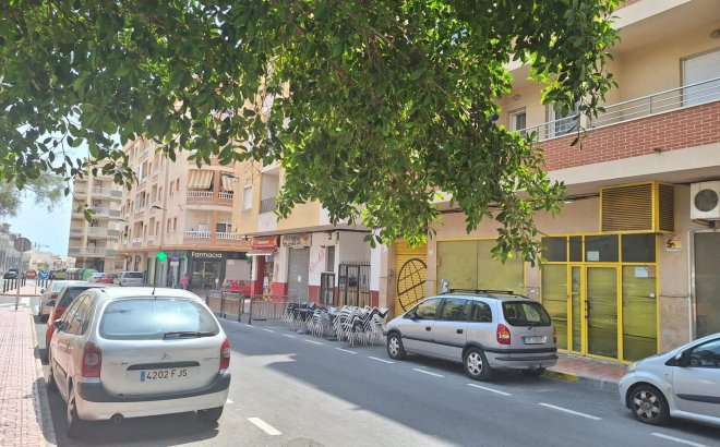 Resale - Apartment -
Torrevieja - Playa del Cura