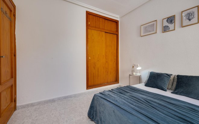 Resale - Bungalow -
Torrevieja - Los Frutales