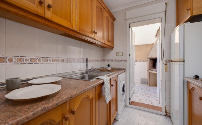 Resale - Bungalow -
Torrevieja - Los Frutales