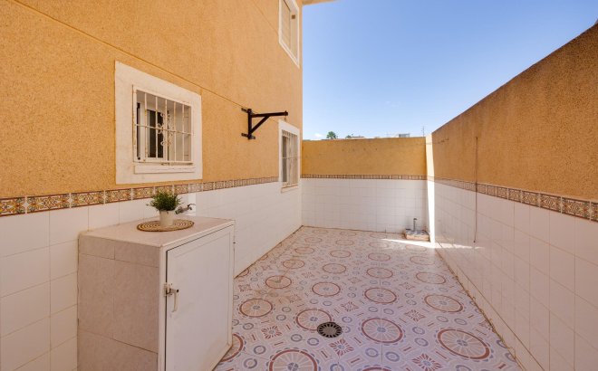 Resale - Bungalow -
Torrevieja - Los Frutales