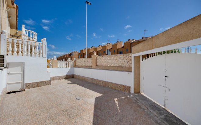 Resale - Bungalow -
Torrevieja - Los Frutales