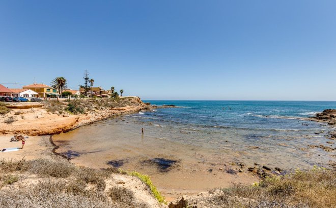 Resale - Bungalow -
Torrevieja - Los Frutales