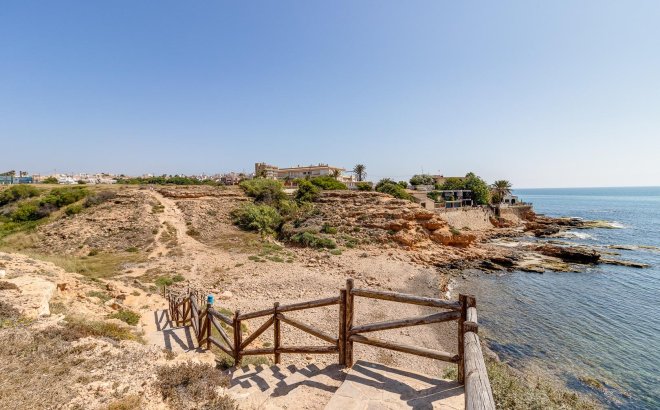 Resale - Bungalow -
Torrevieja - Los Frutales