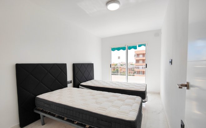Revente - Appartement -
Torrevieja - Costa Blanca