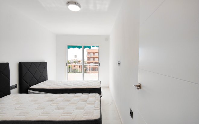 Revente - Appartement -
Torrevieja - Costa Blanca
