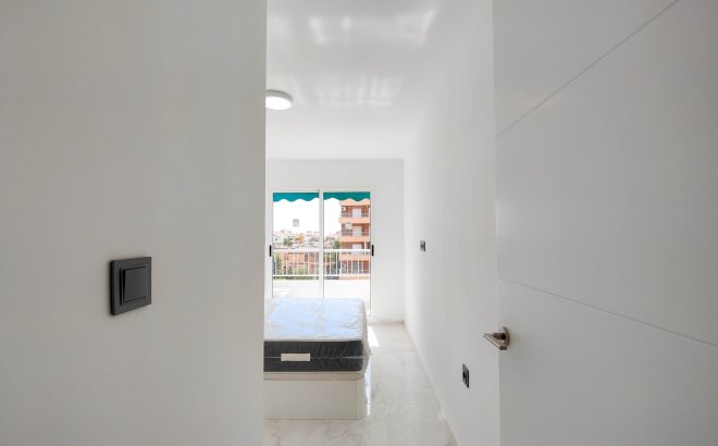 Revente - Appartement -
Torrevieja - Costa Blanca