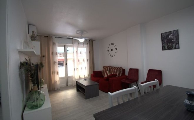Resale - Apartment -
Torrevieja - Costa Blanca