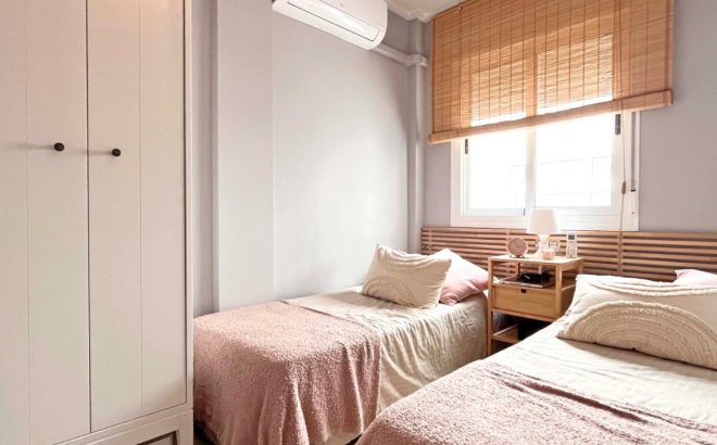 Herverkoop - Town House -
Torrevieja - Costa Blanca