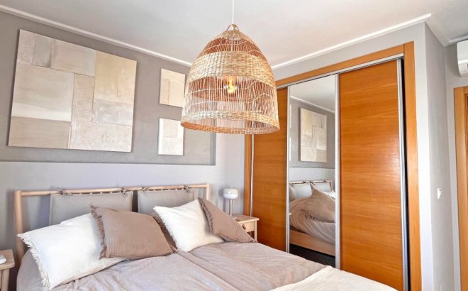 Herverkoop - Town House -
Torrevieja - Costa Blanca