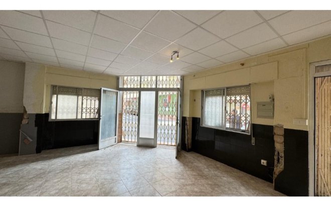 Resale - Apartment -
Torrevieja - Costa Blanca