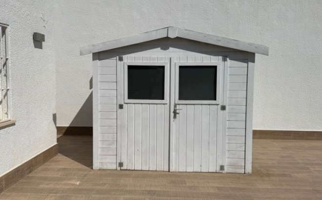 Resale - Villa -
Torrevieja - Costa Blanca