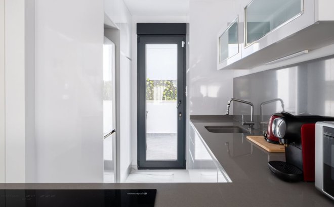 Resale - Villa -
Torrevieja - Costa Blanca