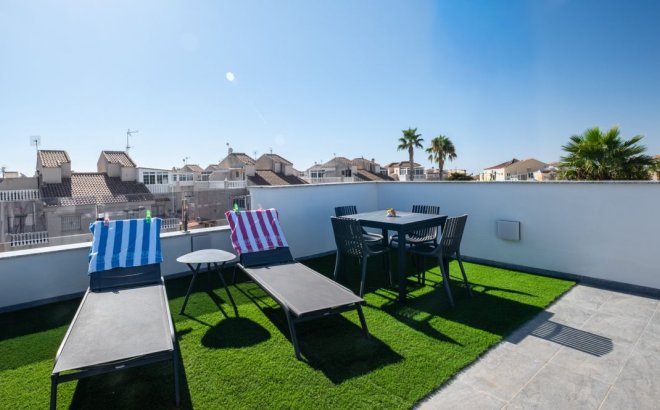 Resale - Villa -
Torrevieja - Costa Blanca