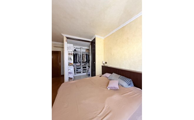 Herverkoop - Town House -
Torrevieja