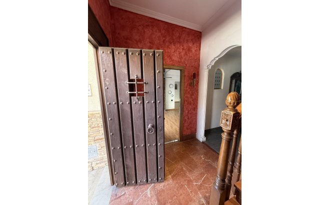 Herverkoop - Town House -
Torrevieja