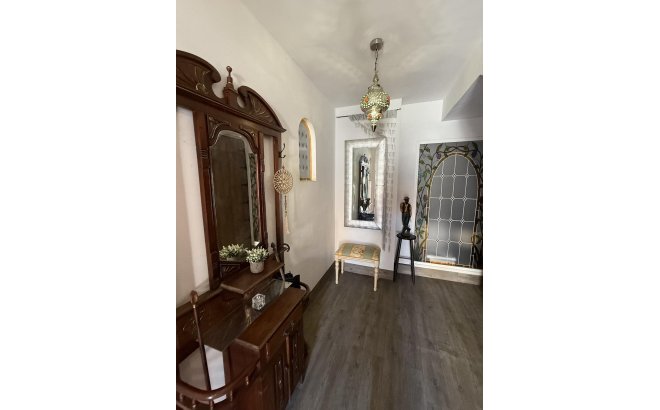 Herverkoop - Town House -
Torrevieja