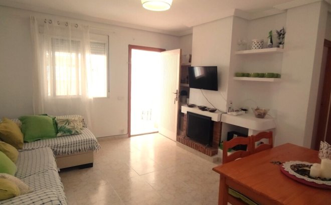 Resale - Bungalow -
Torrevieja - LA VELETA MAR AZUL
