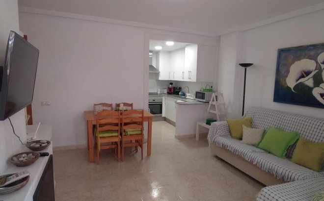 Resale - Bungalow -
Torrevieja - LA VELETA MAR AZUL