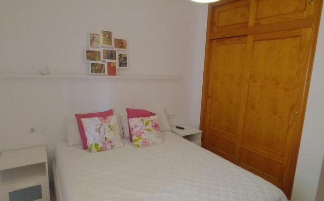 Resale - Bungalow -
Torrevieja - LA VELETA MAR AZUL