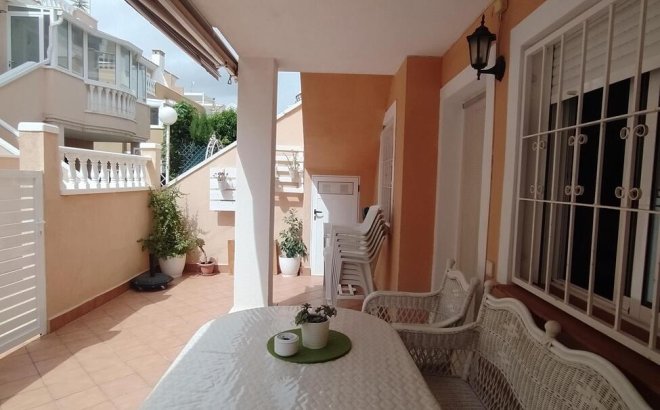 Resale - Bungalow -
Torrevieja - LA VELETA MAR AZUL