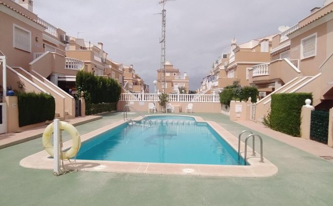 Resale - Bungalow -
Torrevieja - LA VELETA MAR AZUL
