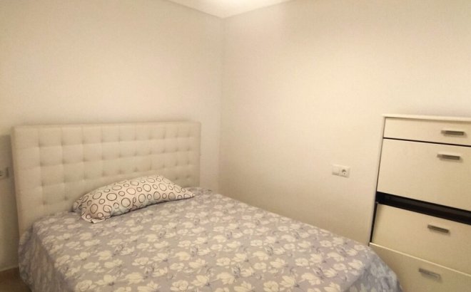 Resale - Apartment -
Torrevieja - Centro