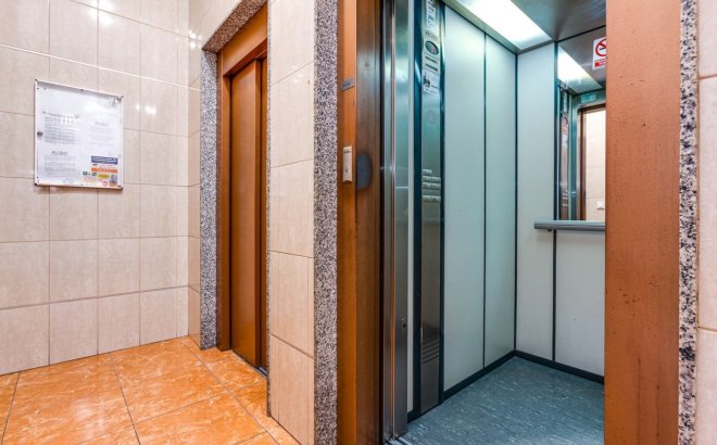 Resale - Apartment -
Torrevieja - Costa Blanca