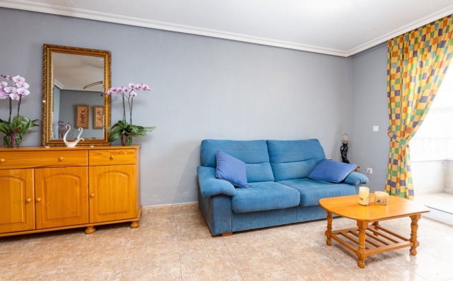 Resale - Apartment -
Torrevieja - Costa Blanca