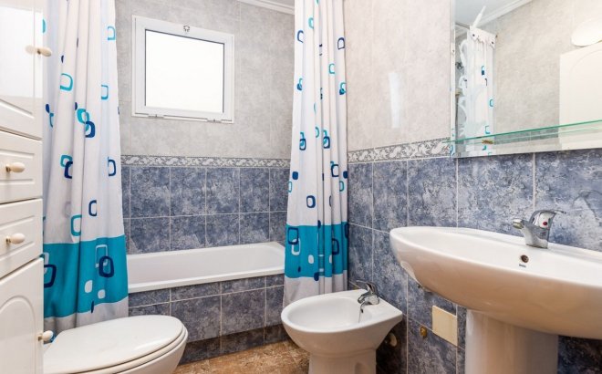 Resale - Apartment -
Torrevieja - Costa Blanca