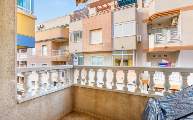 Resale - Apartment -
Torrevieja - Costa Blanca
