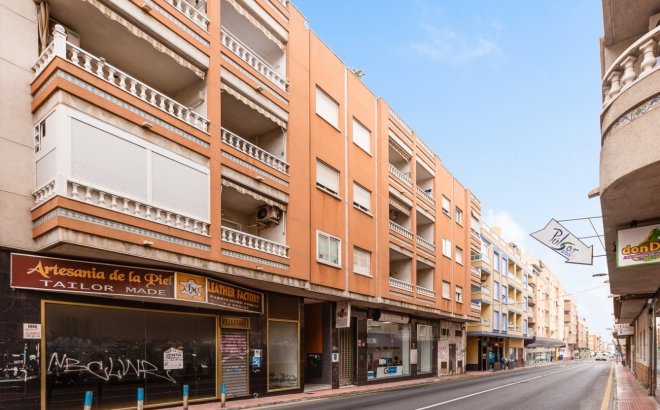 Resale - Apartment -
Torrevieja - Costa Blanca