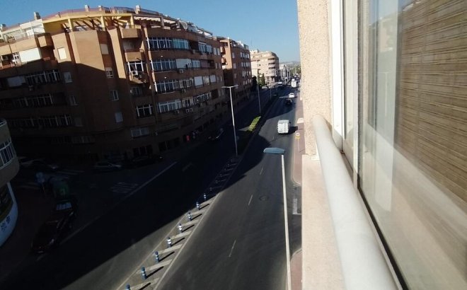 Revente - Appartement -
Torrevieja