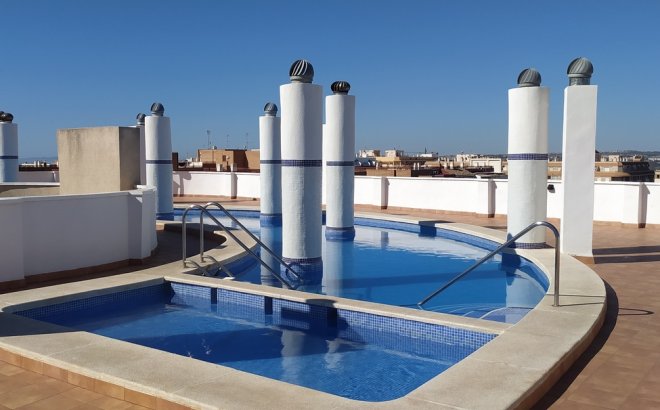 Revente - Appartement -
Torrevieja
