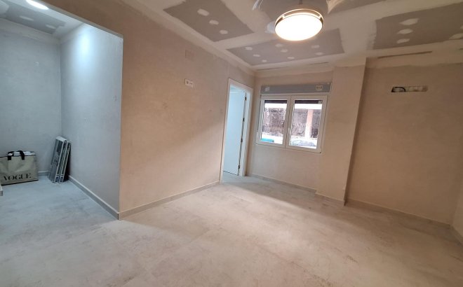 Resale - Apartment -
Torrevieja - Acequion